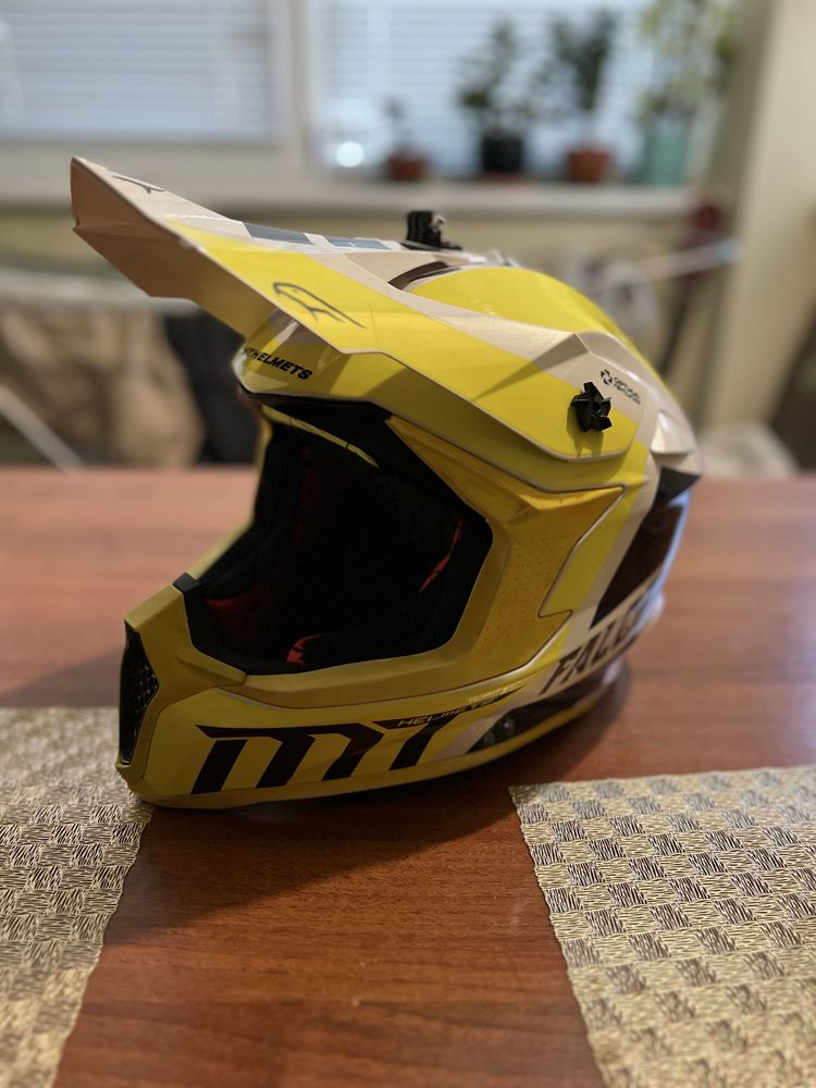 Продам шлем MT Falcon Warrior