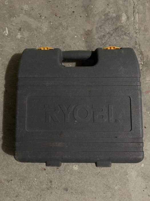 Tico-tico Ryobi usado