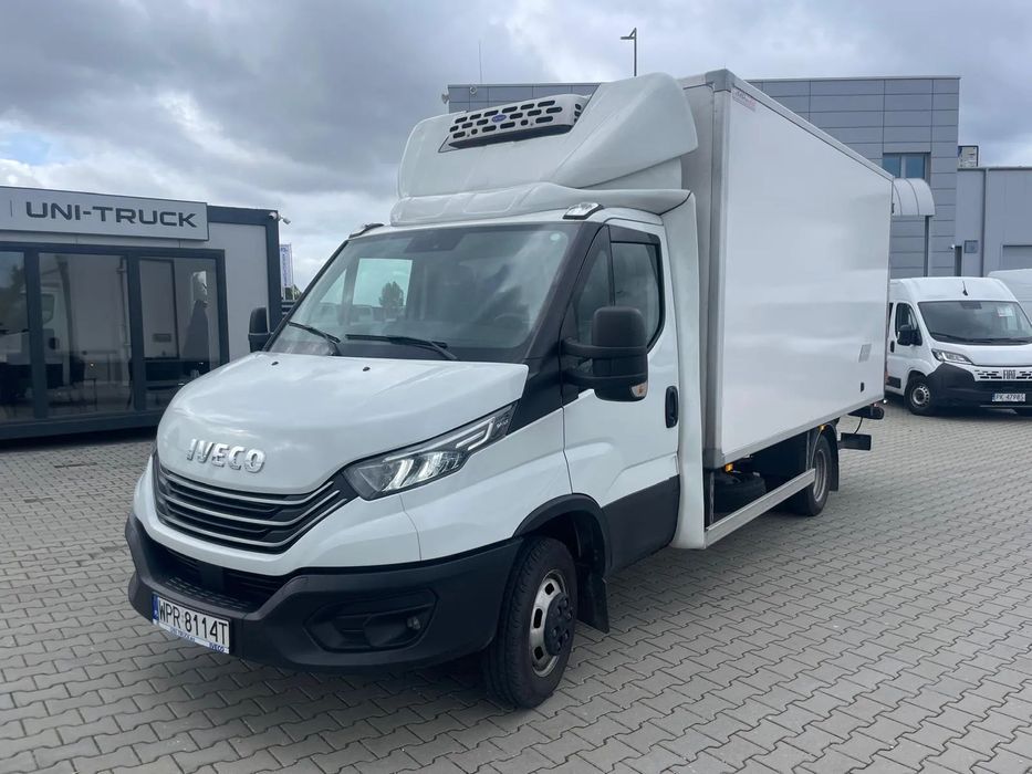 Iveco 50C18 Chłodnia Izoterma Winda  Gwarancja! Ledy