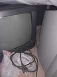 Vendo 6 televisões