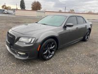 2022 Chrysler 300 Touring L