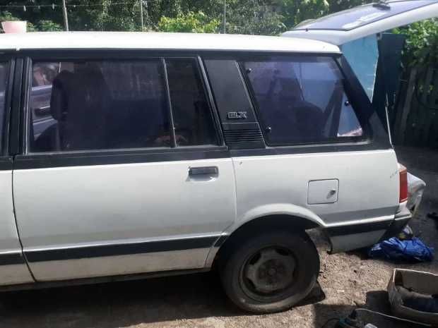 Продам mitsubishi space wagon 1987