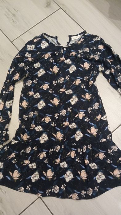 Sukienka name it 140