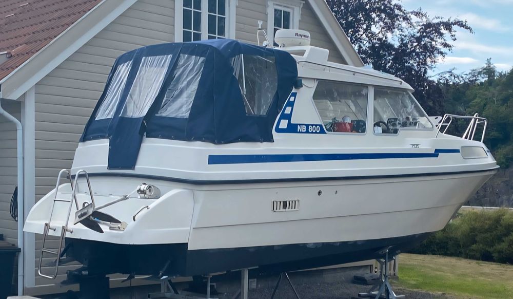 NIMBUS NB 800 DIESEL Mercruiser D-tronic