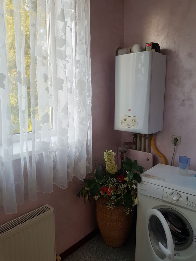 Продам 3 х комн. квартиру 100м2  на Победе-6 в Созидателе ( М. Судца7)