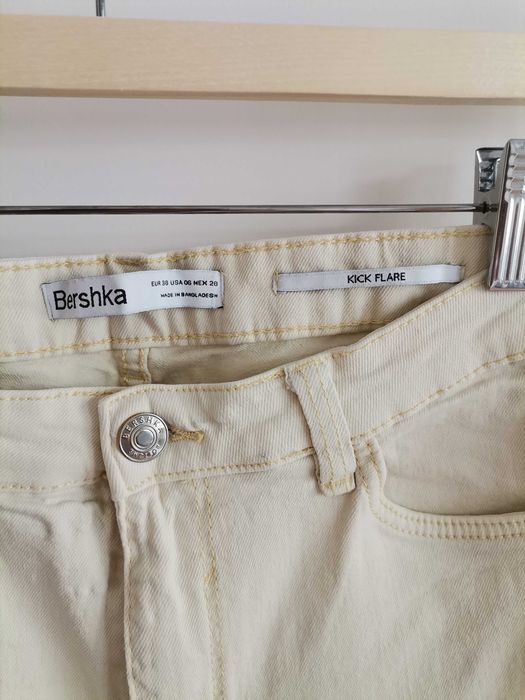 Jeans Bershka, tamanho 38 (também servem a quem usa 36)