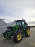 Ciągnik John Deere 6820