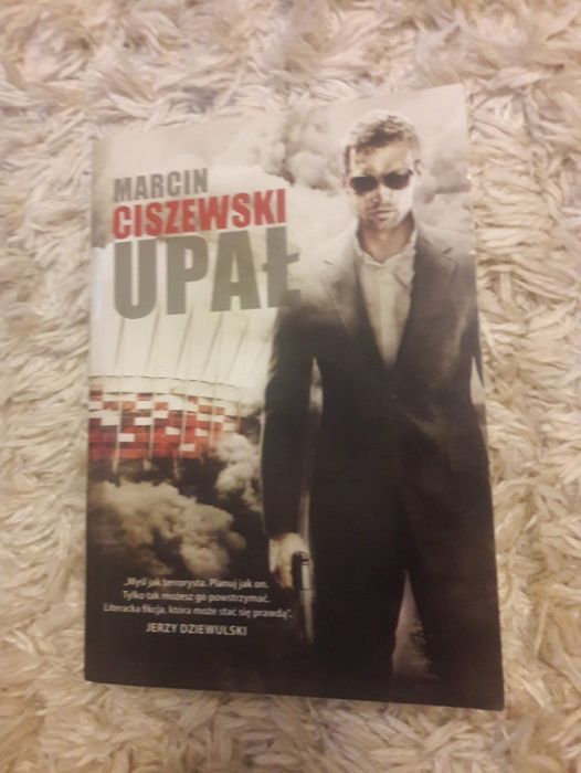 Upał - Marcin Ciszewski