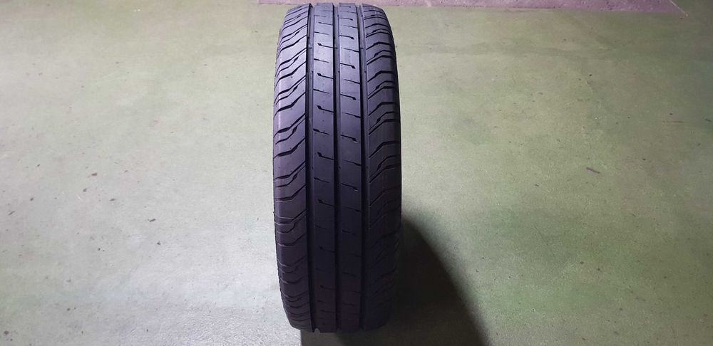 Opona 215 65 R16C 106/104T Continental ContiVanContact 200 bieżnik 9mm