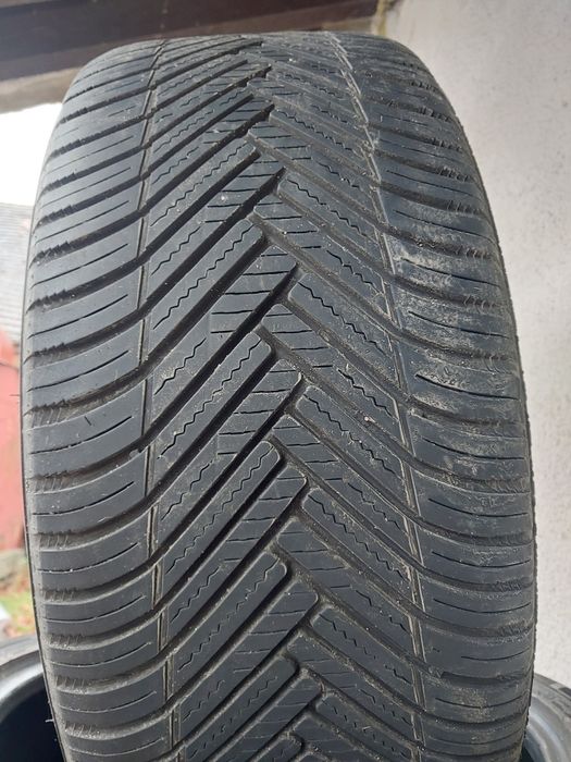 Opony wielosezonowe Hankook Kinergy 4s2 4-seasons 245/45r18 100Y 2022r