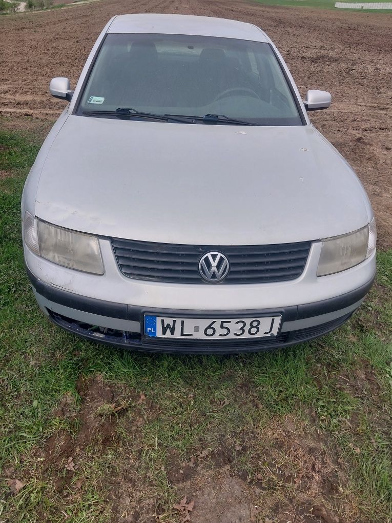 Części vw passat b5 sedan 1.8