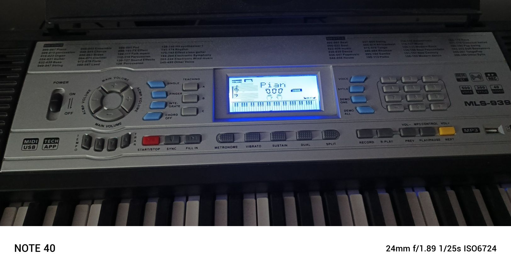 Sprzedam syntezator