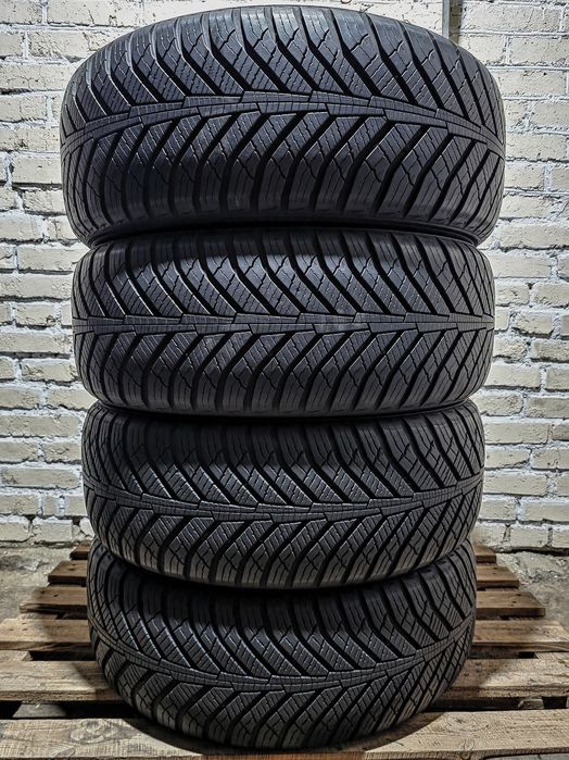 265/60r18 Kumho | 2024 | 8.5mm | Преміум шини | Комплект | Всесезон