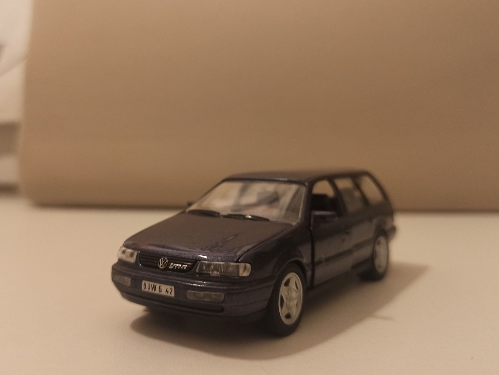 Volkswagen Passat B4 1:43 Schabak MADE IN GERMANY