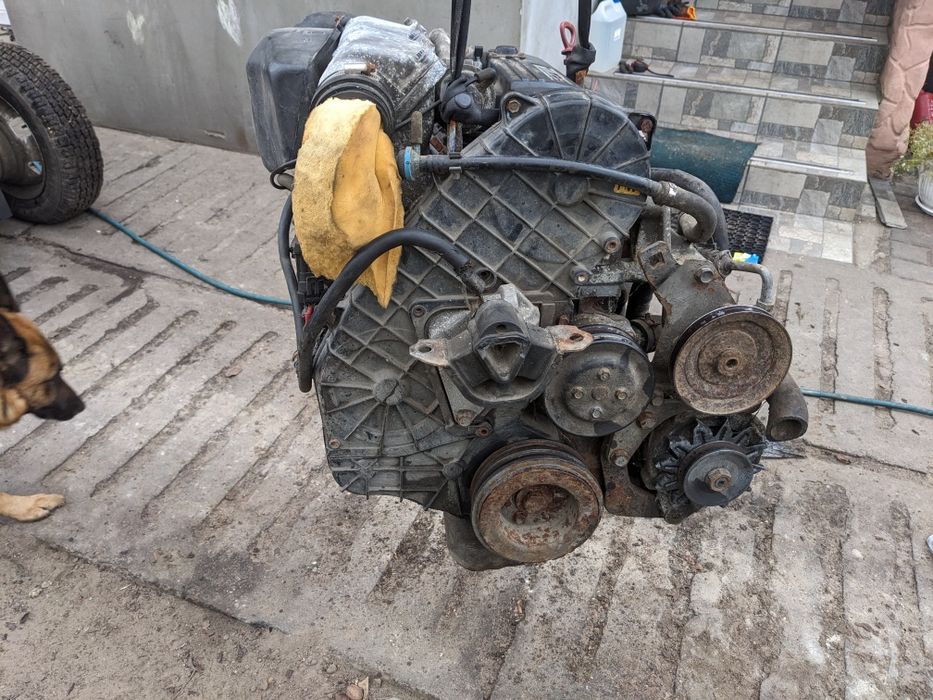 двигатель мотор двигун Opel 1.7 D isuzu 4EE1 Corsa Combo B
