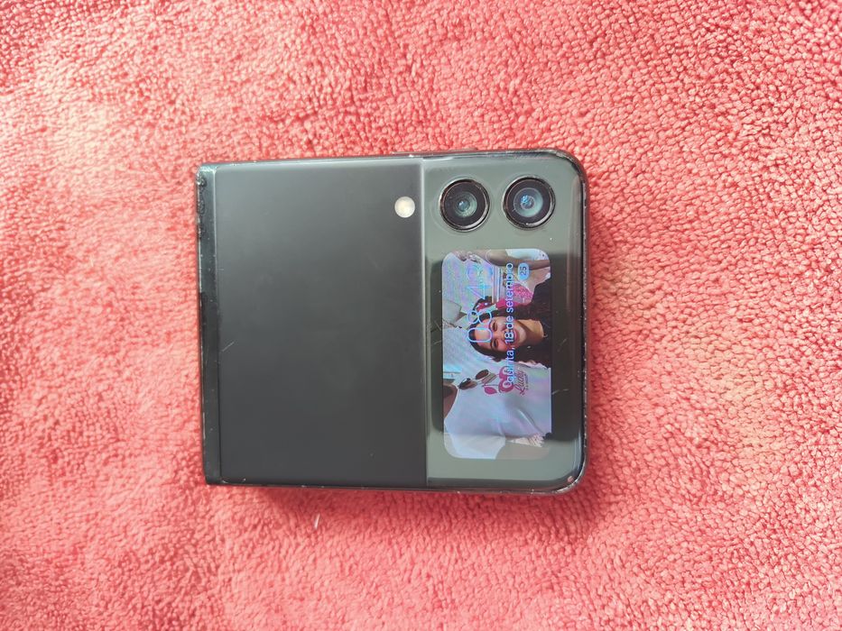 Samsung Galaxy Z Flip3 5g