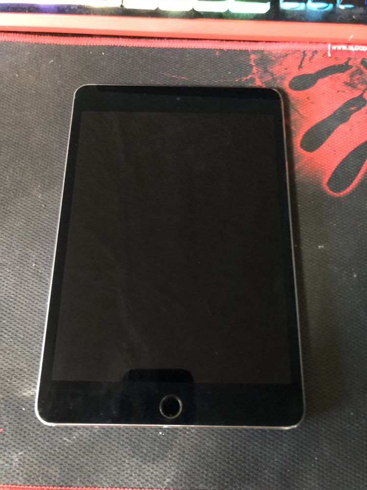 iPad mini 4 (a1538) по запчастям