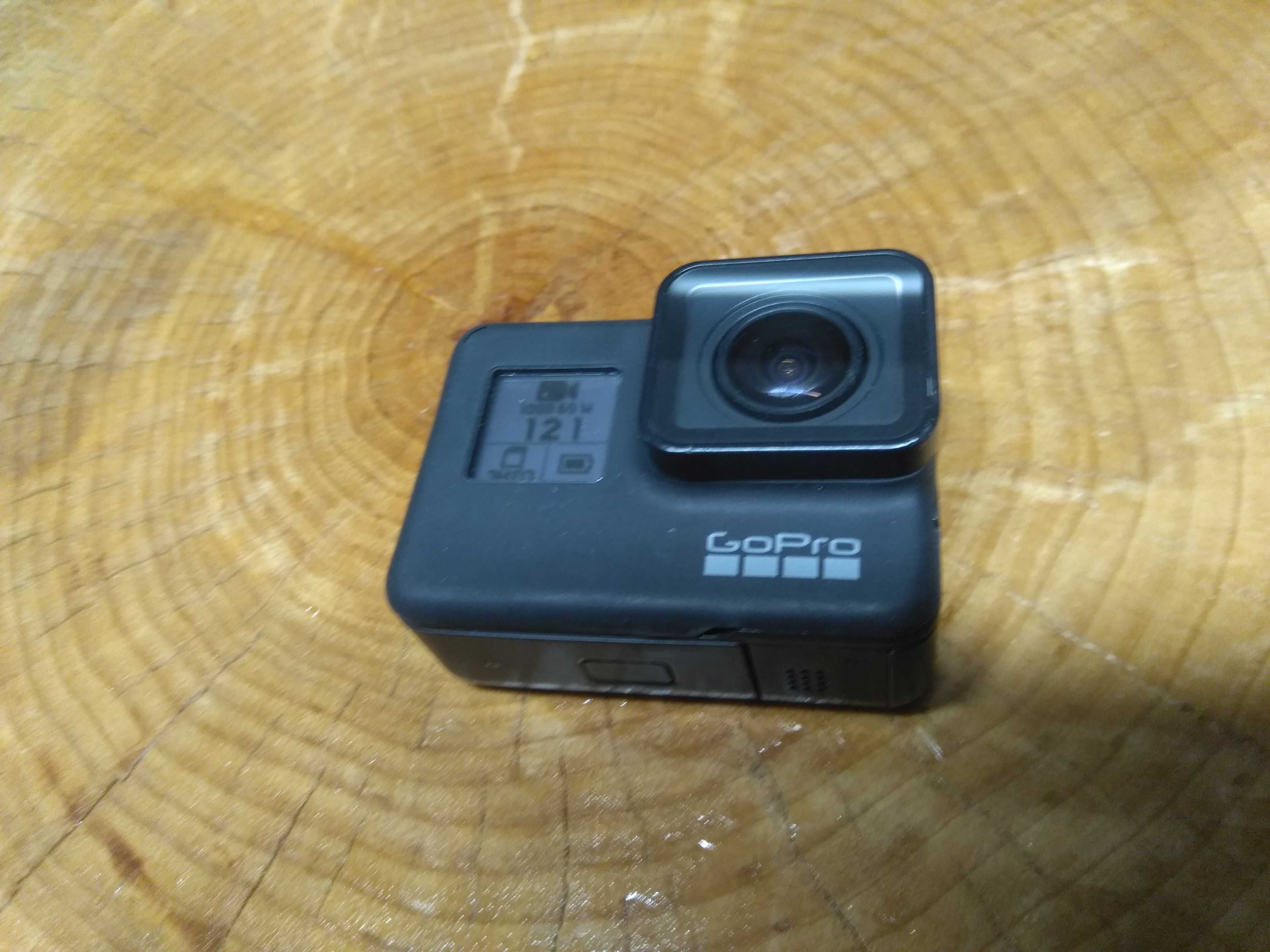 GoPro 7 Black uszkodzony wyświetlacz. GoPro 7 CZĘŚCI