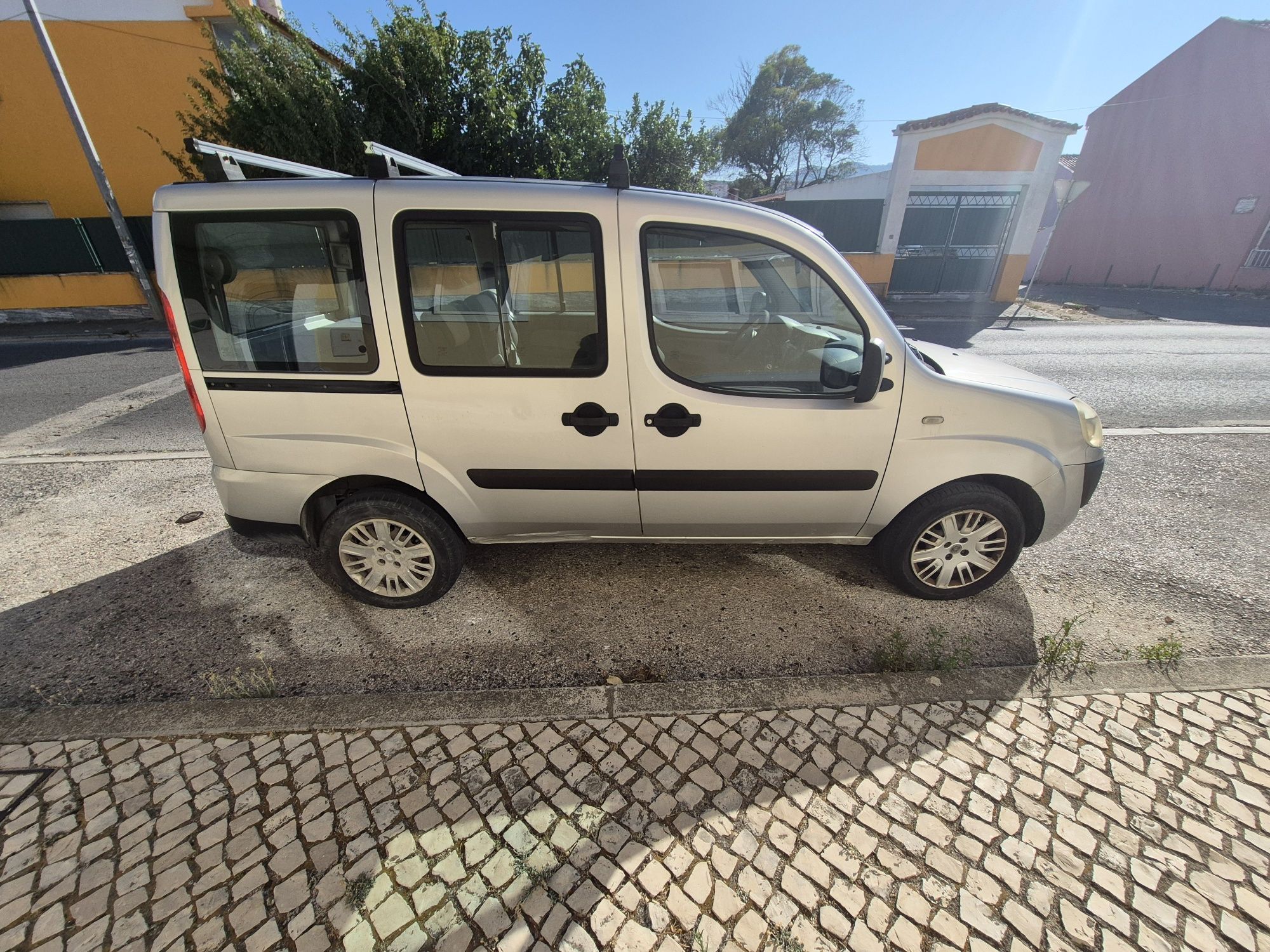 Fiat Doblo 7 lugares