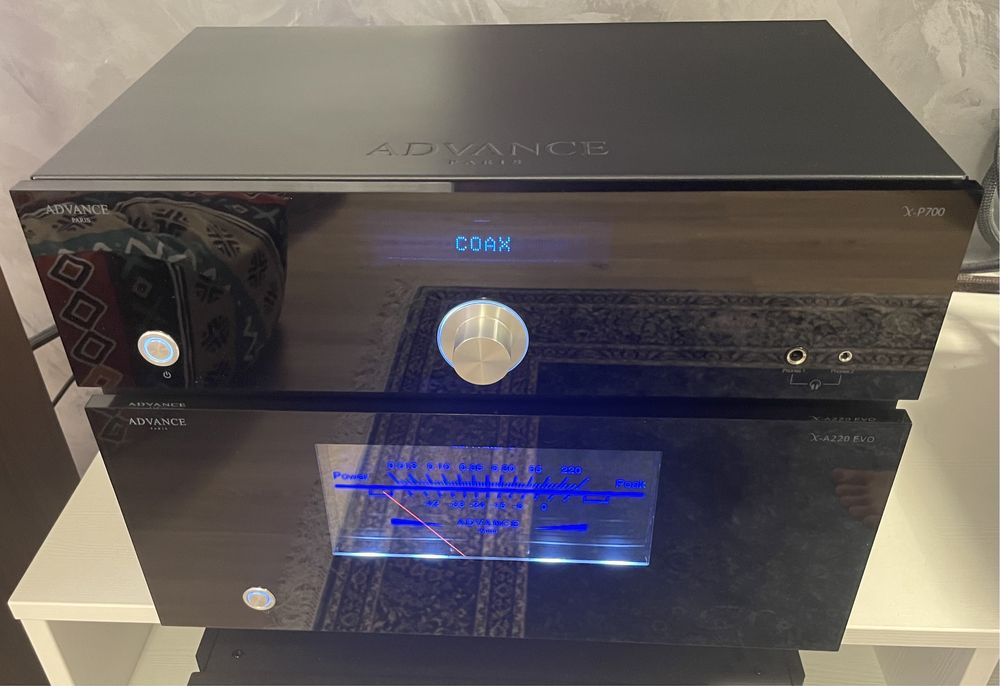 Попередній підсилювач ADVANCE PARIS X-P700 Dual Mono Preamplifier