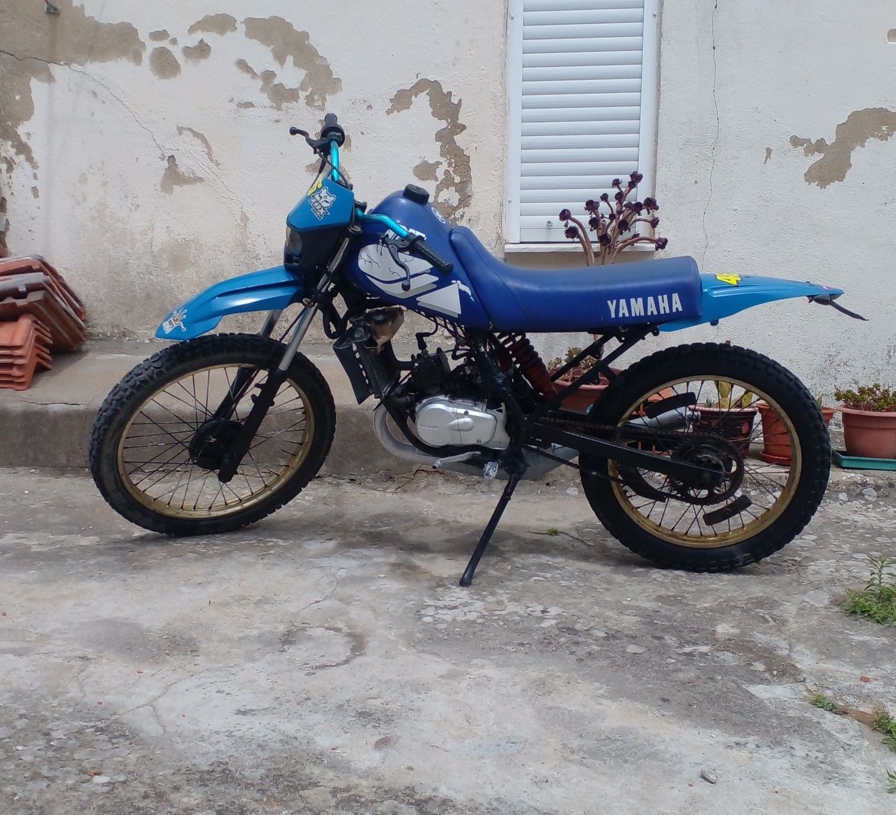 Vendo ou troco mota cross para mato 2t 5 mudancas