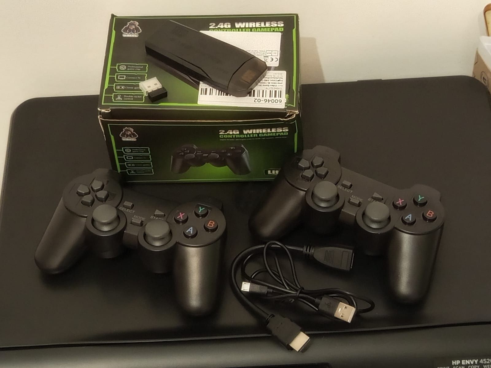 Konsola Retro 64G z 10 000 Grami + 2 Bezprzewodowe Kontrolery