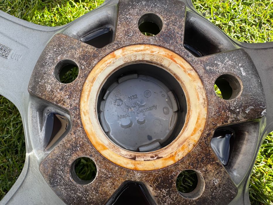 Felgi «RIAL» R15 5x100 z oponami zimowymi «Kleber 195/65 DOT17 5mm»