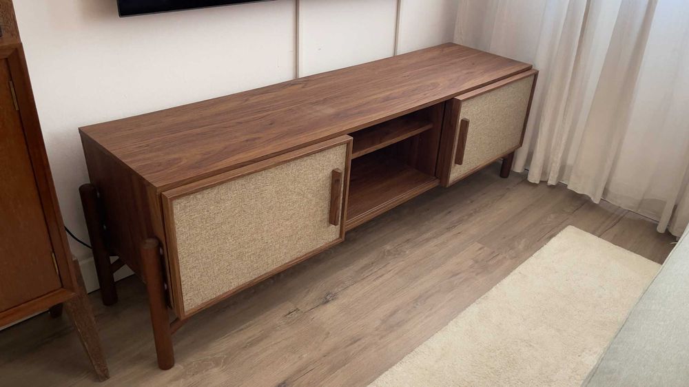 Móvel TV KINDA madeira - como novo