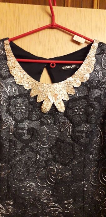 Elegancka sukienka M/L