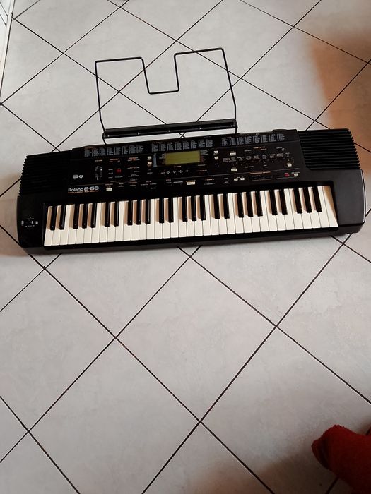 Sprzedam organy Roland