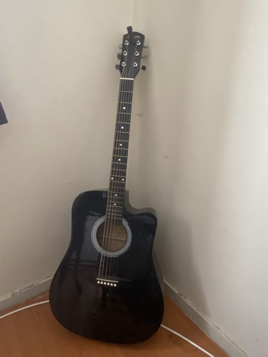 Vendo Squier by Fender