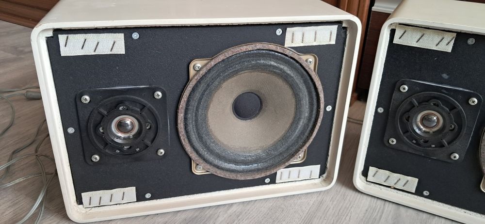 Kolumny itt Hyperion b 425