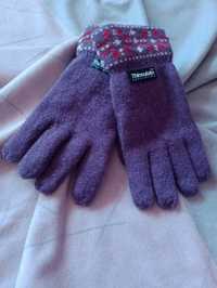 Ciepłe, wełniane rękawiczki damskie