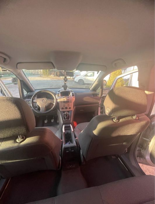 Opel zafira 1.9cdti 2008r.