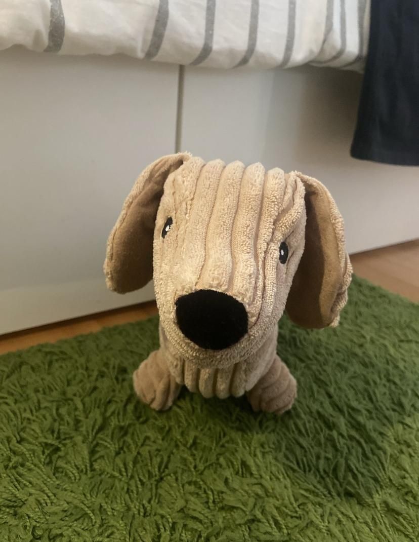 Peluche de cão salsicha