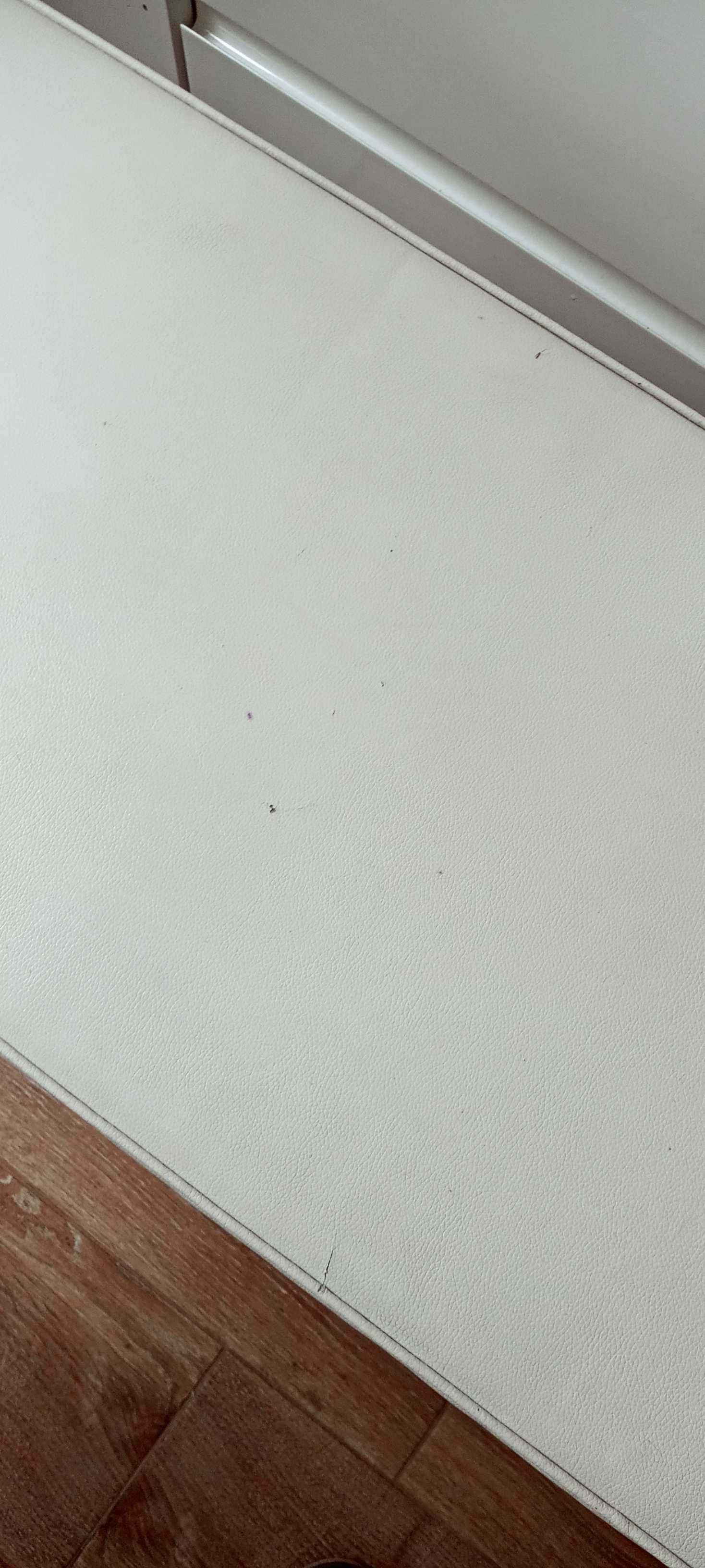Skórzana ławka do salonu lub przedpokoju