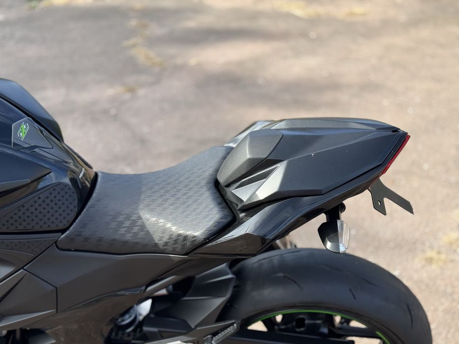 Кавасаки Z800 Kawasaki Z800 мот привезений з Японії