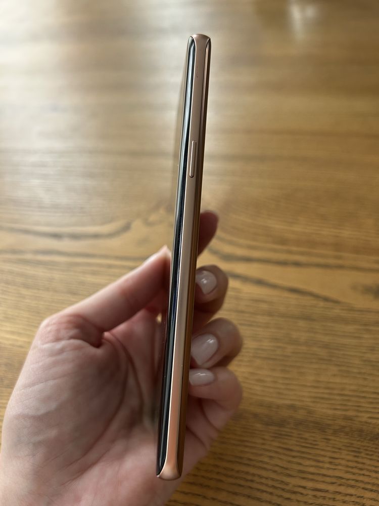 Samsung galaxy s9 gold