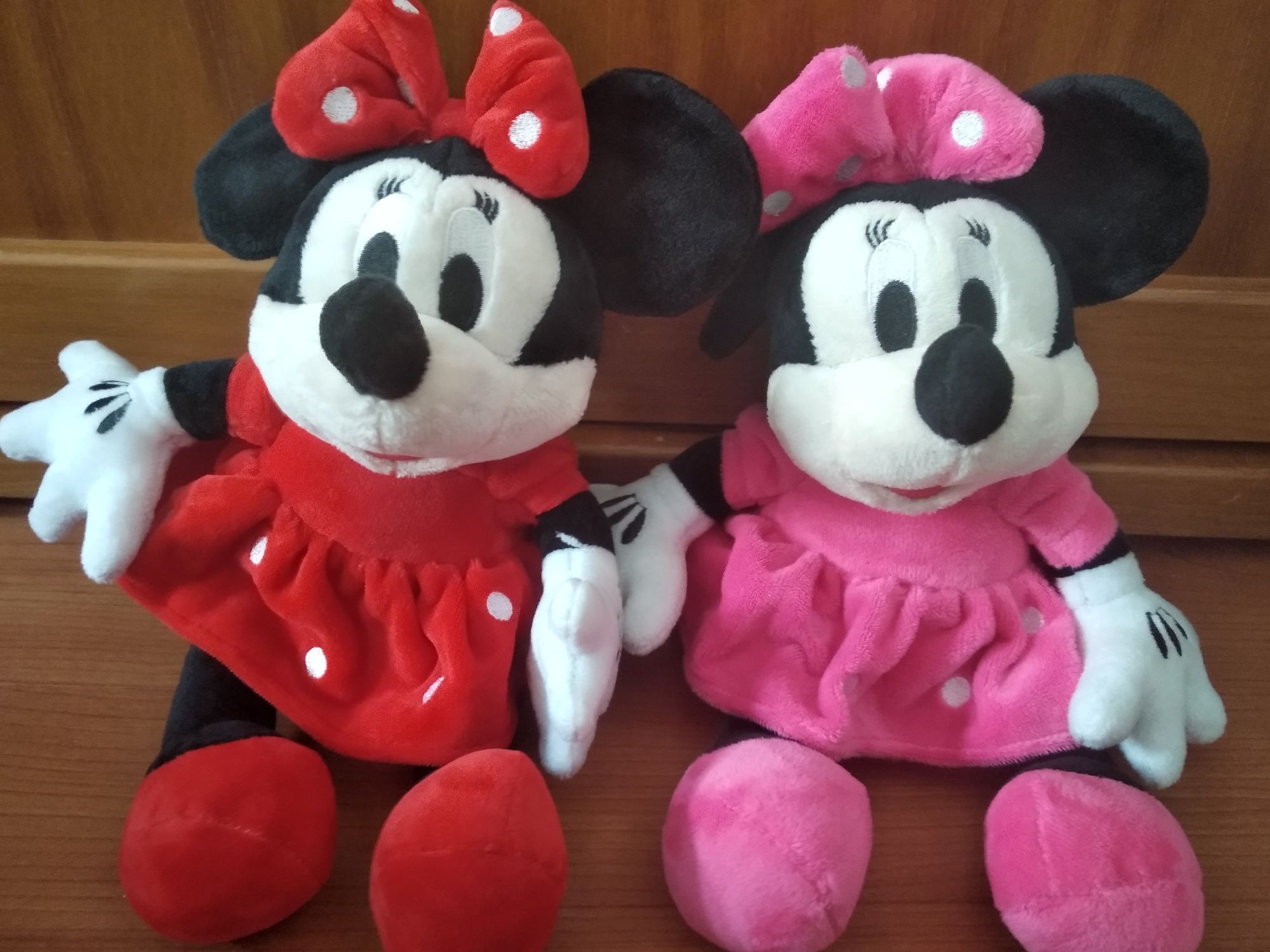 Bonecos 30 cm Mickey e minnie