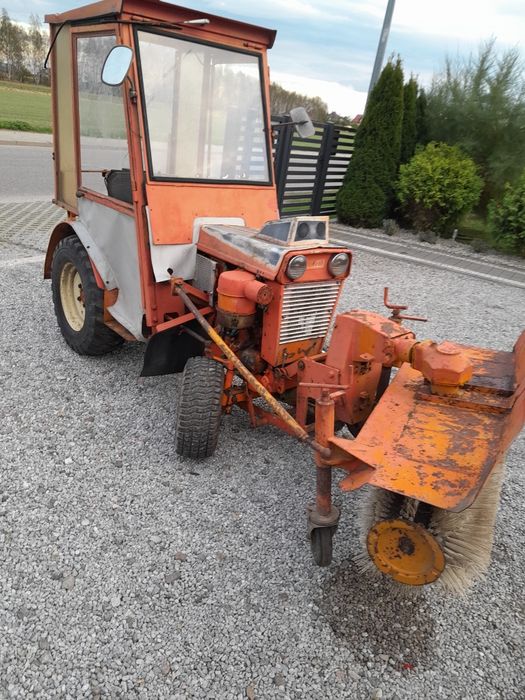 Traktorek holder b16