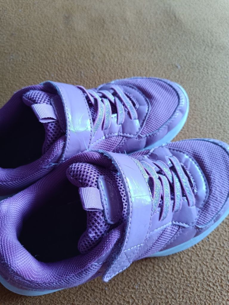 Adidasy dziewczęce 32
