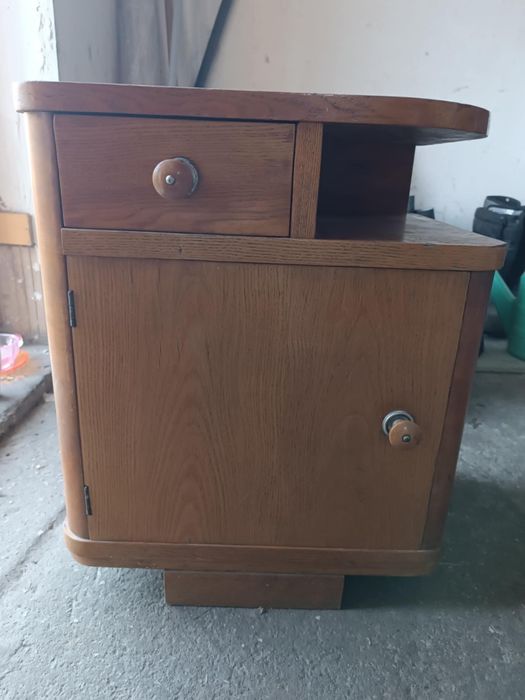 Szafka nocna z PRL-u