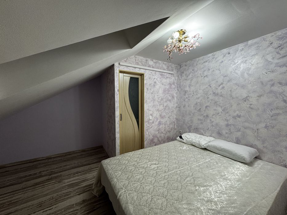 Оренда 2к дворівневої квартири з терасою біля Буча Пасаж