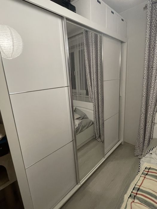Szafa 200 cm. Stan idealny.