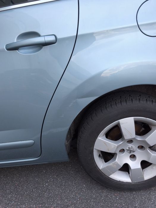 Продам Пежо 5008  2011г. после ДТП.