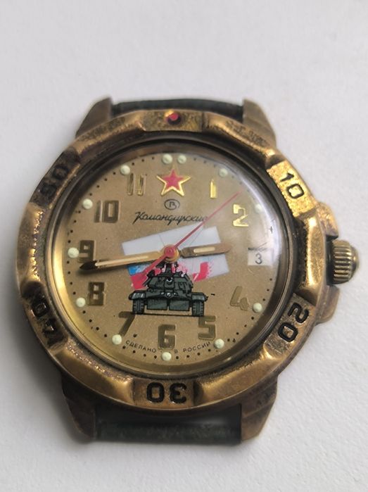 Годинник командирський  в гарному стані, працюють ідеально