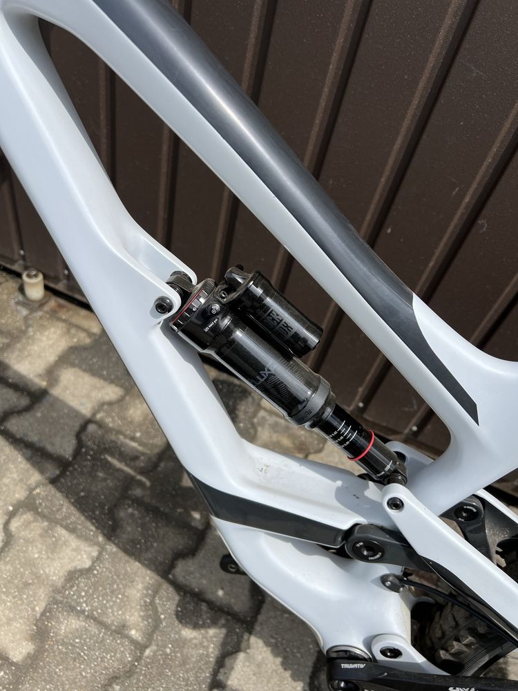 YT Capra CF Pro Rower MTB Enduro
