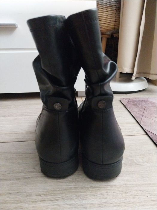 Buty zimowe damskie za kostkę