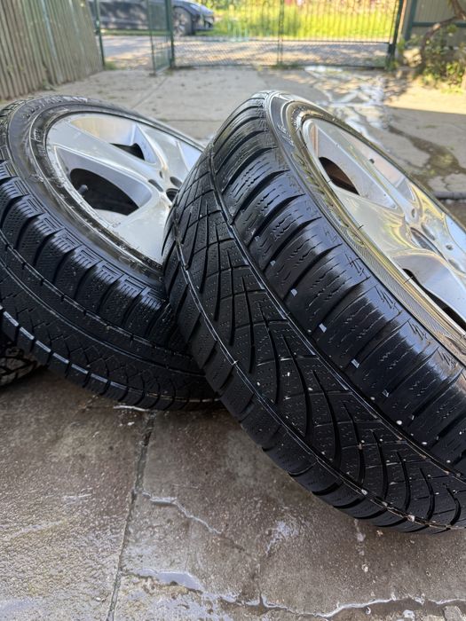 Продам зимову гуму комплектом або парами. 225/45/r17