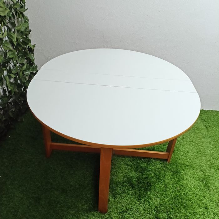 Stół składany owalny 116/100cm.